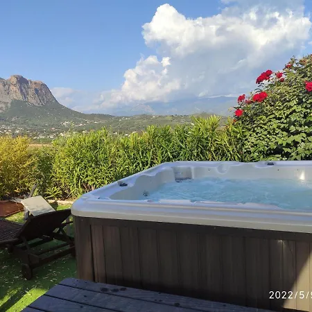 Claude Et Marie-france Alata