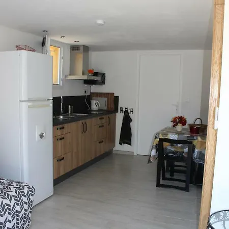 Claude Et Marie-france 公寓