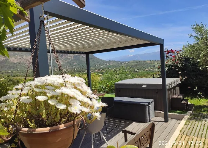 Claude Et Marie-france