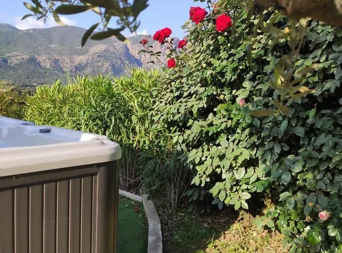 Claude Et Marie-france * Alata