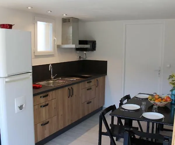 Claude Et Marie-france Alata