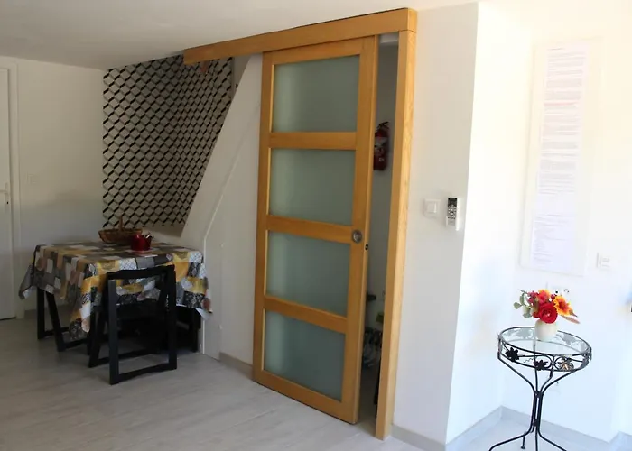 Claude Et Marie-france Appartement *